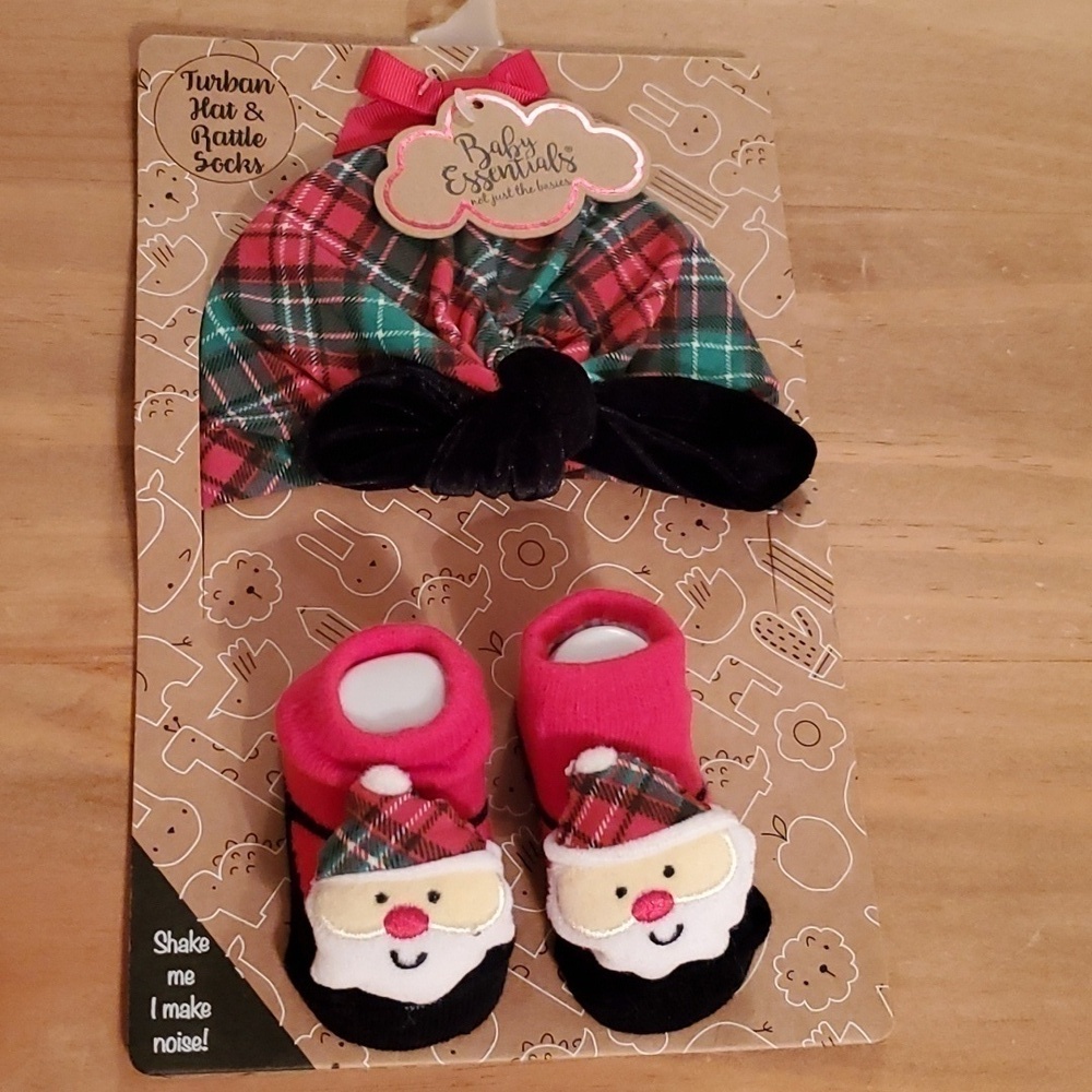 Baby Essentials Plaid Turban Hat & Santa  Rattle Socks Christmas Size 0-6 Months